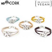 Afbeelding in Gallery-weergave laden, Kleurrijke Vegan Kurkarmband met Bloemen kralen 18 cm